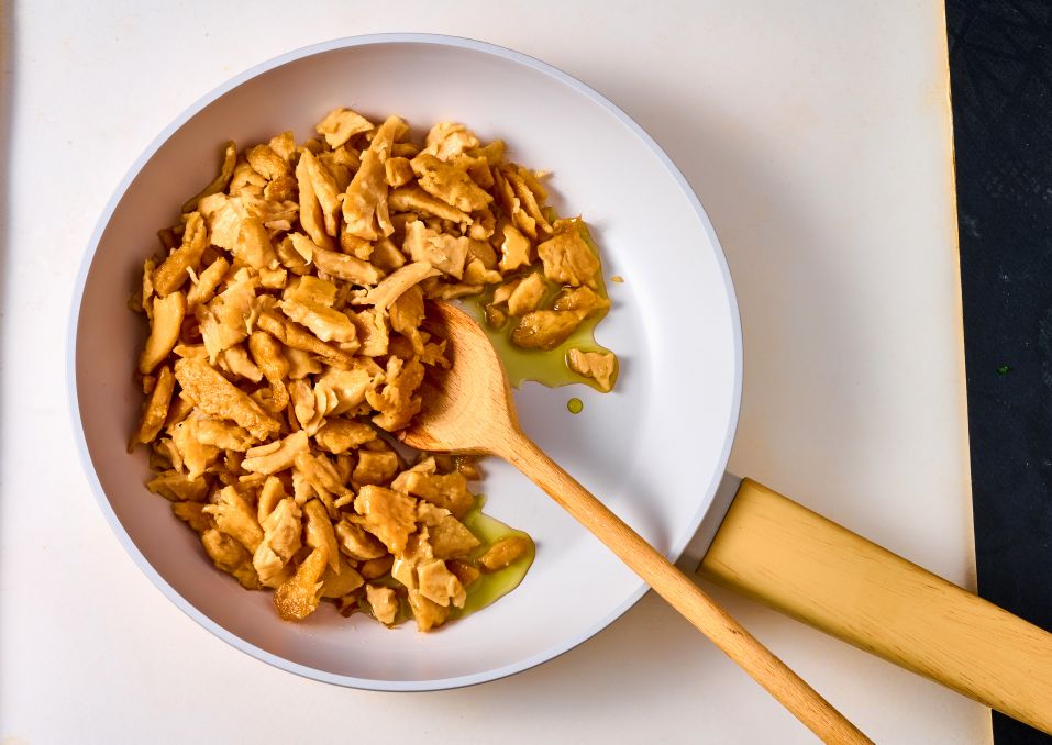 Provero plant protein cuts searing in a pan